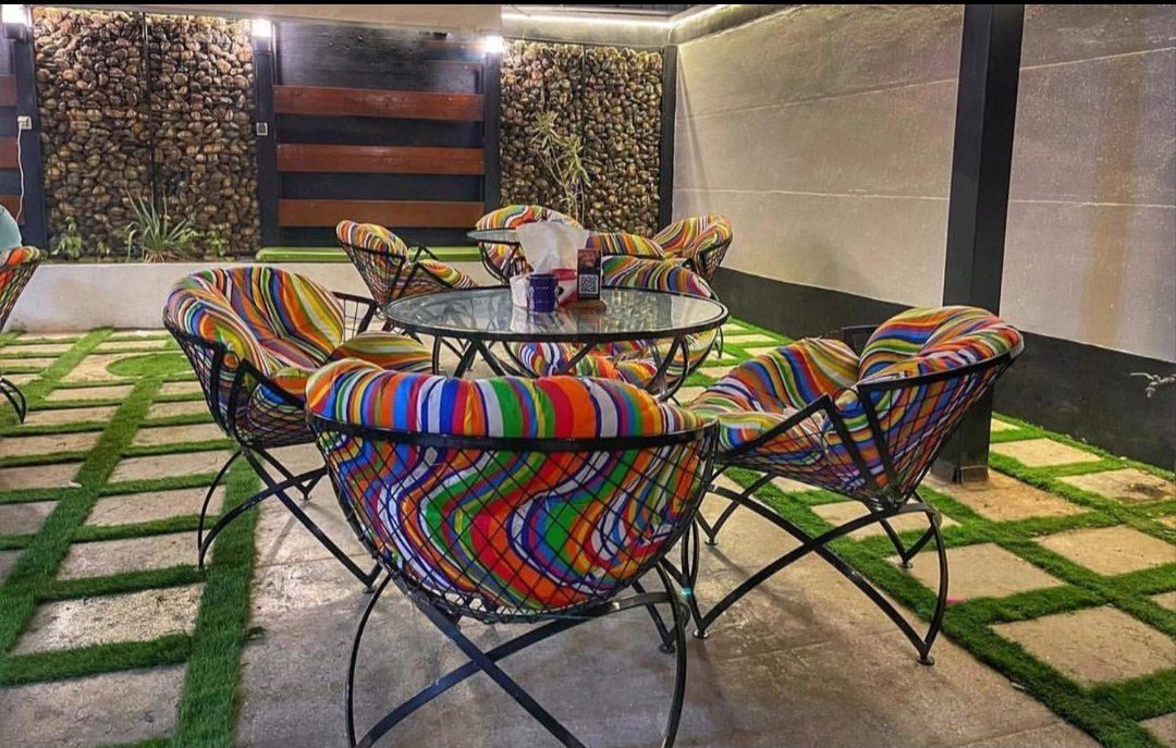 میز و صندلی ناهار خوری باغی مدل مهتاب