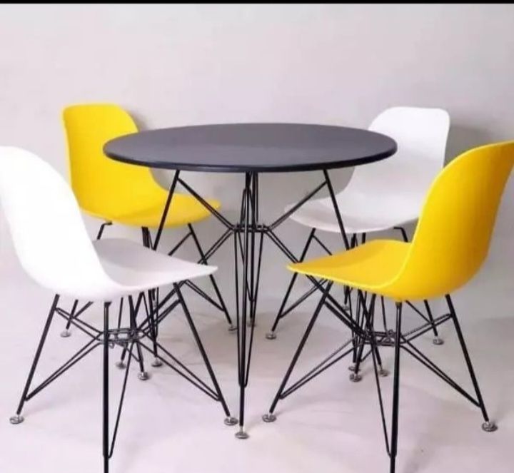 میز و صندلی ناهار خوری چهار نفره فایبر پایه فلزی